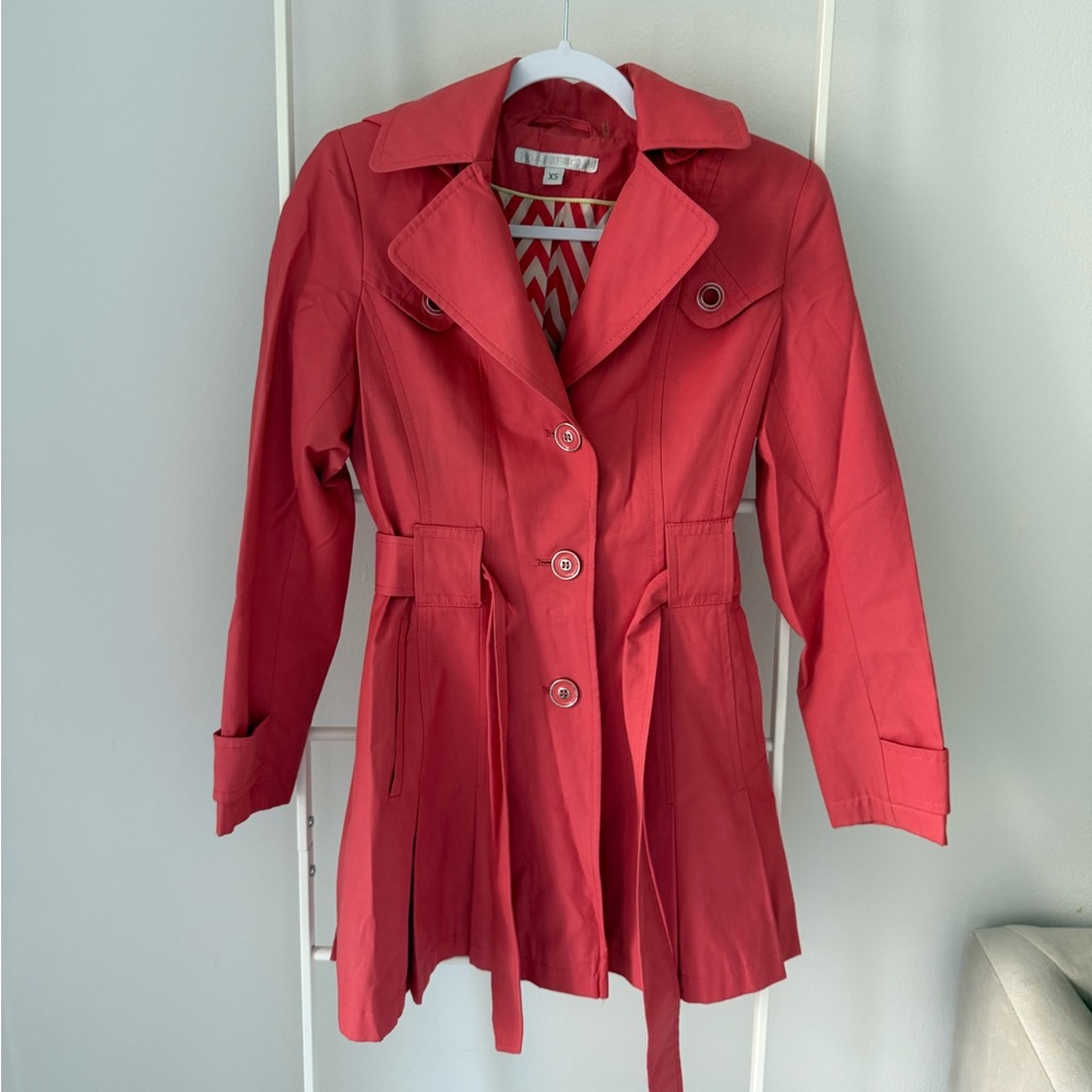 Via Spiga Red Pleated Trench Coat with Belt